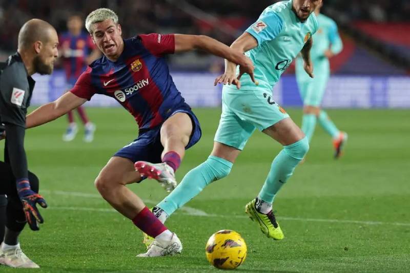 Chiến Thuật Phòng Ngự Bóng Đá - Cách Bảo Vệ Khung Gỗ 4 Phòng ngự nhóm