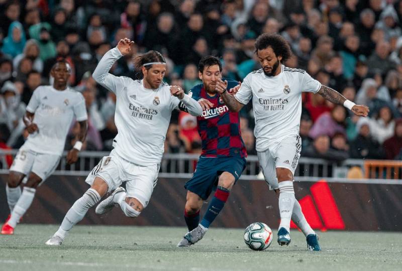 Pressing: Áp lực ngay từ đầu